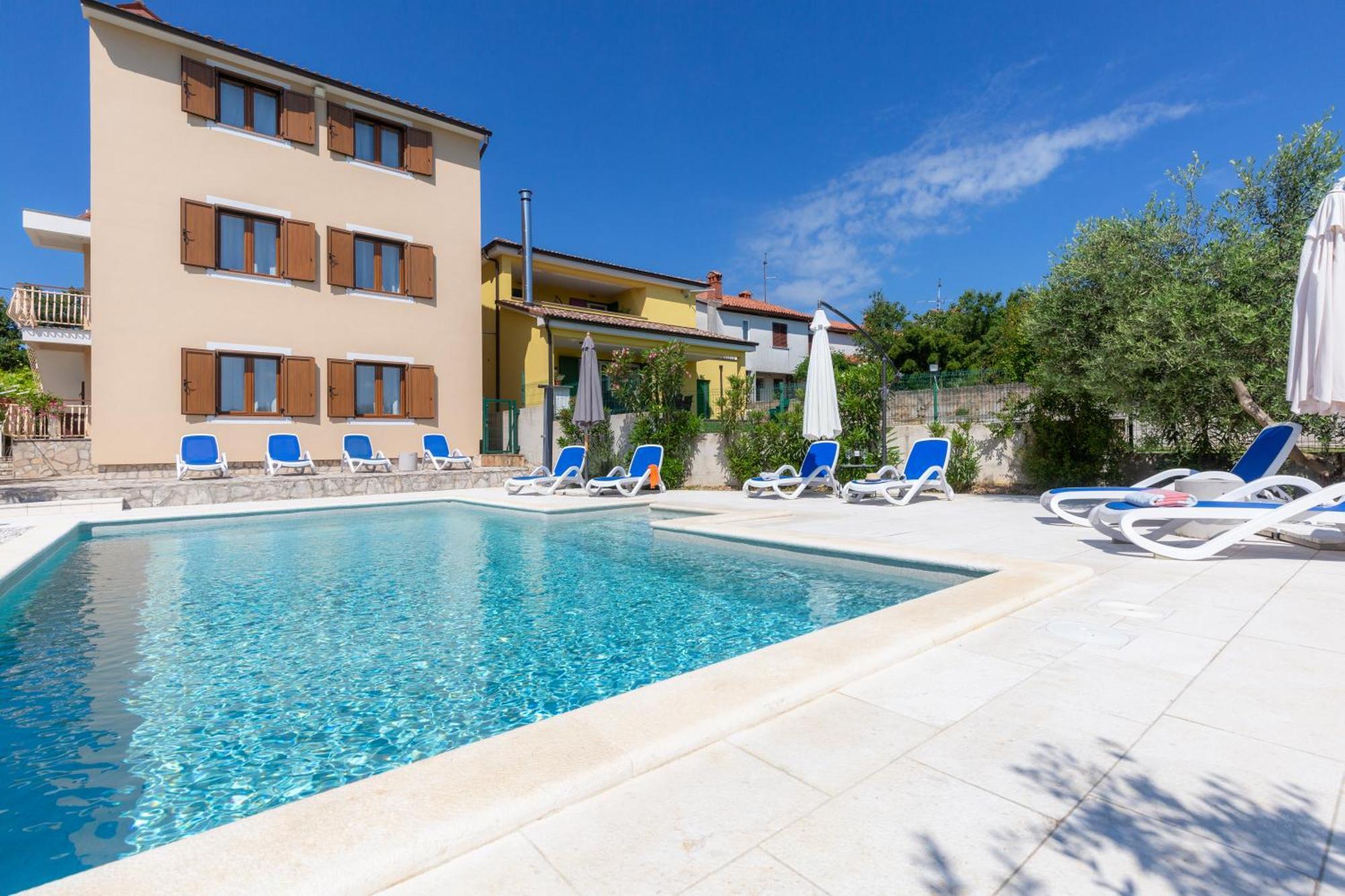 Apartments "Alen" Nedeščina Buitenkant foto